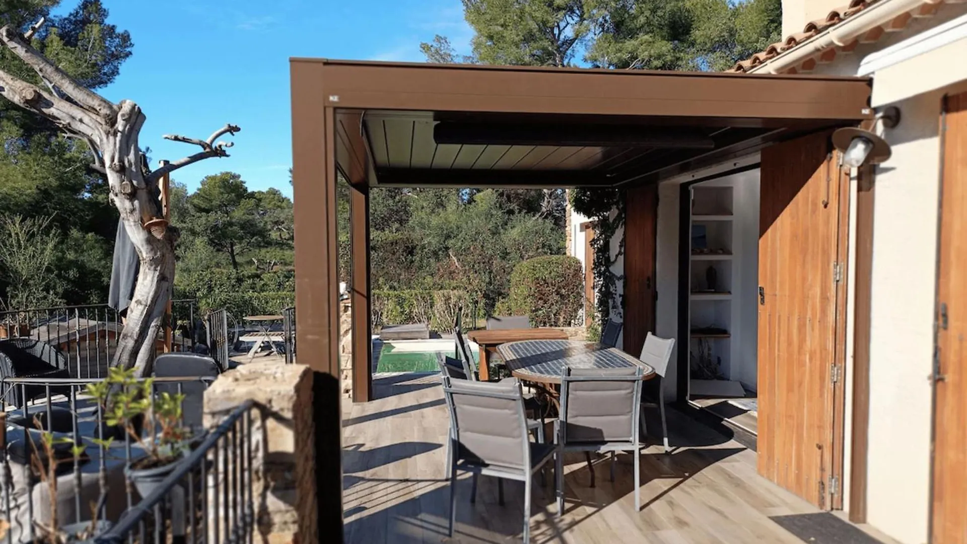 Spacious House With Pool In Cabasson Bormes-les-Mimosas